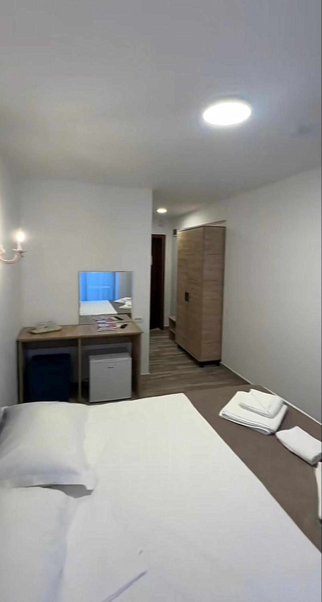 Hotel Nalba-Dalia Jupiter Bagian luar foto